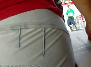 Unsuspecting fancy ass caught on cam by voyeur
